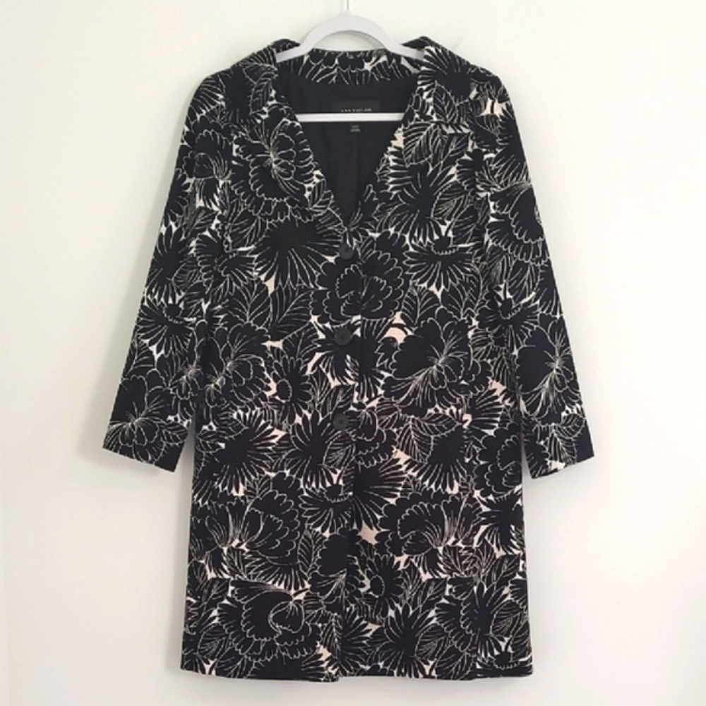 Anne Taylor Black & White Retro Floral Coat w/ Pockets/ Size XST